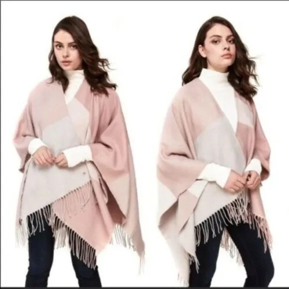 Soia & Kyo “Yadira” Woven Wrap Fringe Scarfigan Plaid Cozy Soft O/S NWT